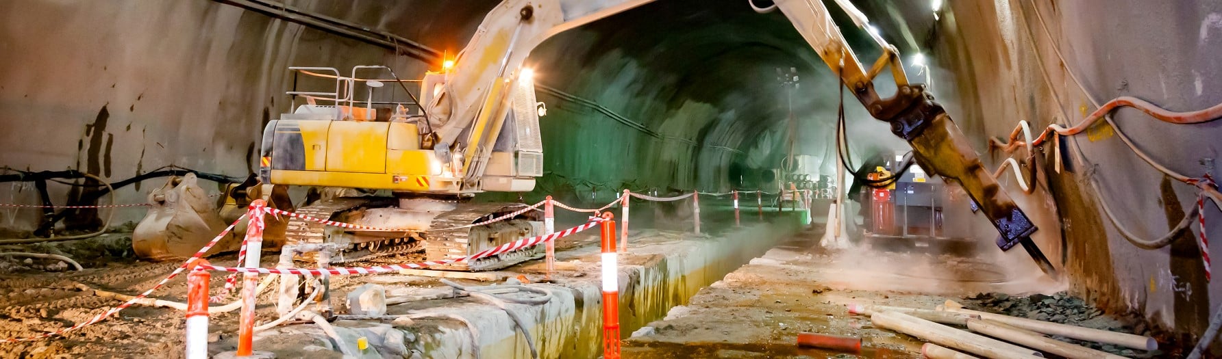 Tunnel, excavation et démolition